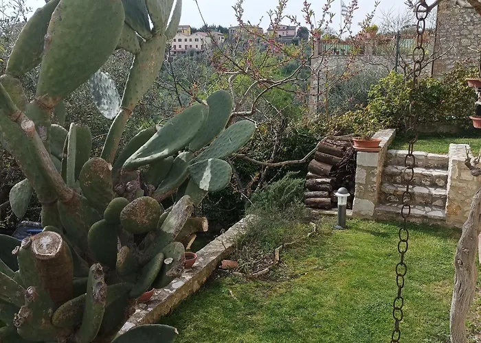 Il Mandorlo 3* Fornole